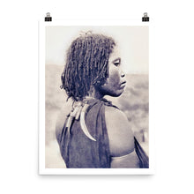 Load image into Gallery viewer, Zulu Woman: Vestigial Light Print

